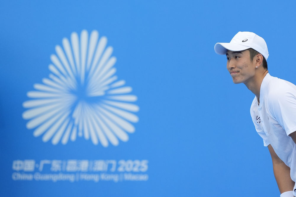 十五运会丨网球决出双打冠军 商竣程、吴易昺会师男单决赛